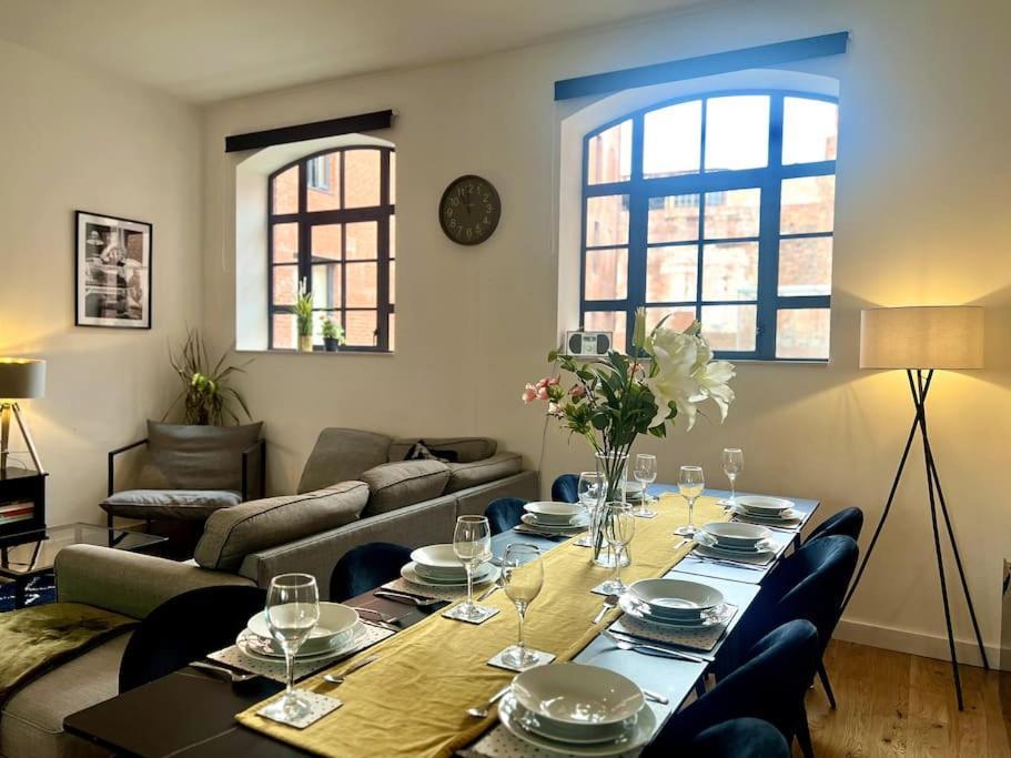 Twilight House -Wyndale Living- B'Ham Jq Townhouse Villa เบอร์มิงแฮม ภายนอก รูปภาพ