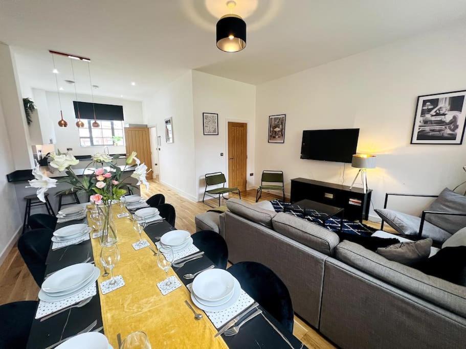 Twilight House -Wyndale Living- B'Ham Jq Townhouse Villa เบอร์มิงแฮม ภายนอก รูปภาพ